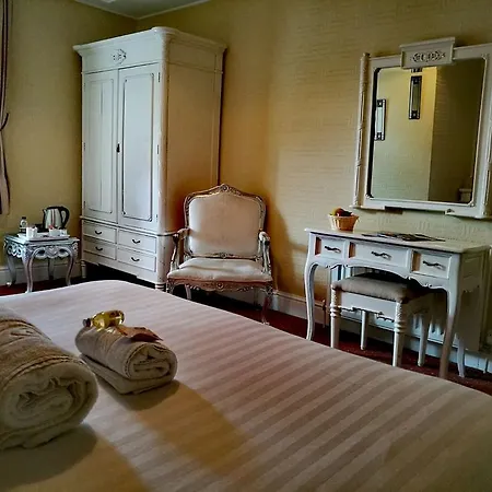 Bed and breakfast Howard Arms 3*