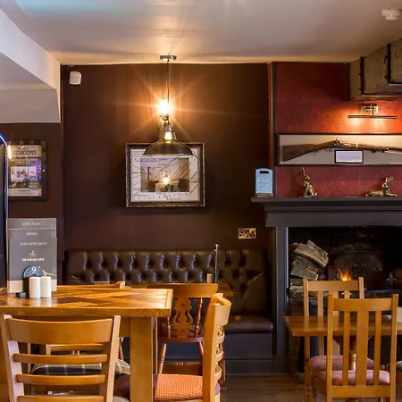 Bed and Breakfast The Howard Arms Μπράμπτον