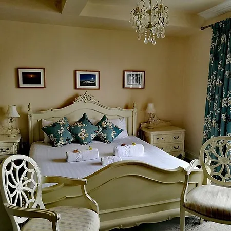 Bed and Breakfast The Howard Arms 3*