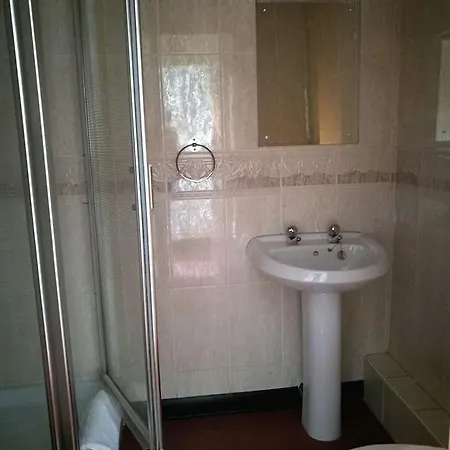 The Howard Arms Bed and Breakfast 3*