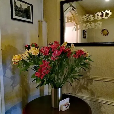 The Howard Arms Bed and Breakfast 3*