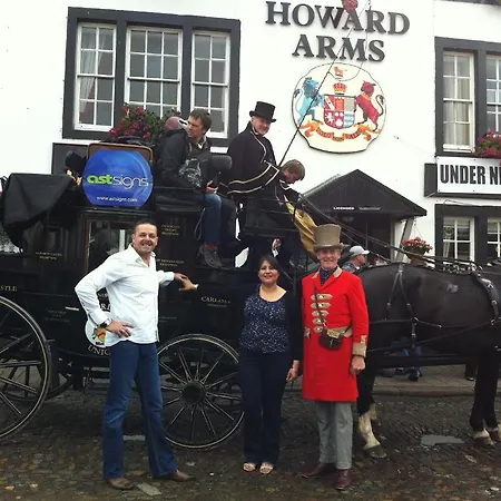 Bed and Breakfast The Howard Arms Μπράμπτον