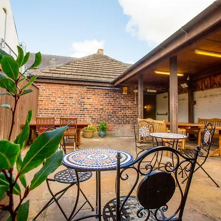 Bed and Breakfast The Howard Arms