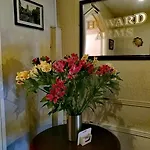 The Howard Arms Oda ve Kahvaltı 3*